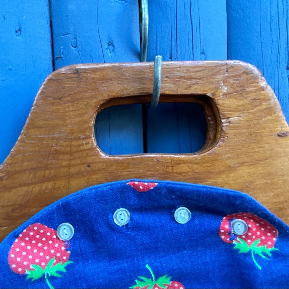 Vintage Reversible  Strawberry Print Bermuda Bag - Picture 3 of 5